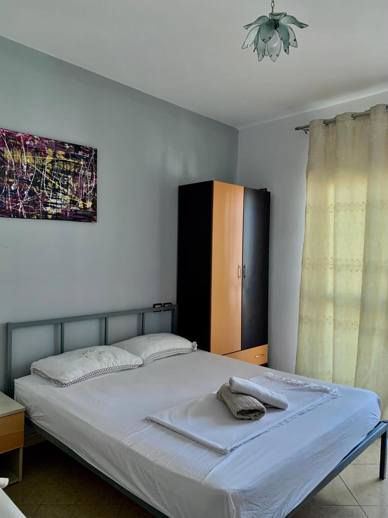 Serenade Beach Durres Ruang foto