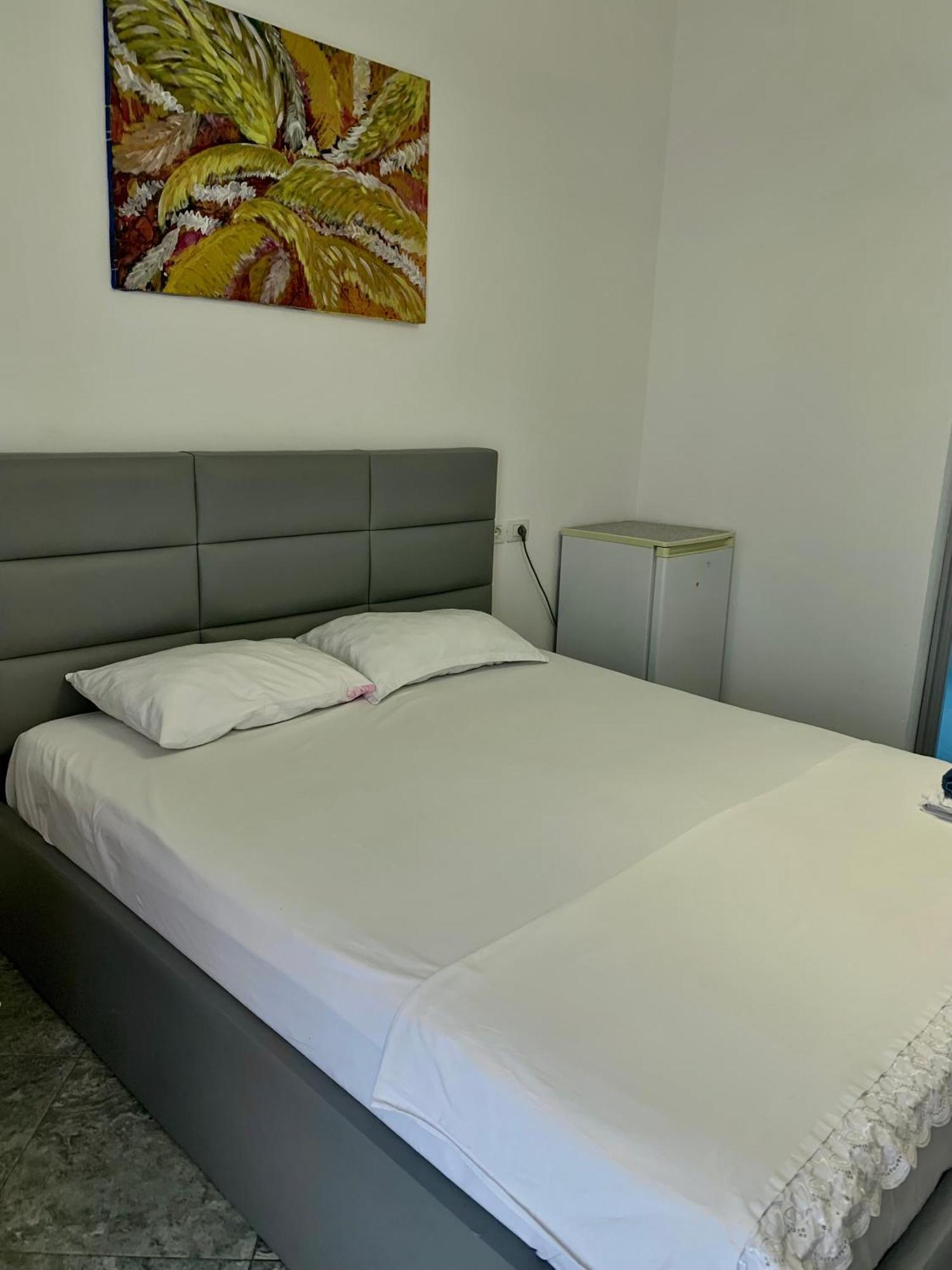 Serenade Beach Durres Bagian luar foto