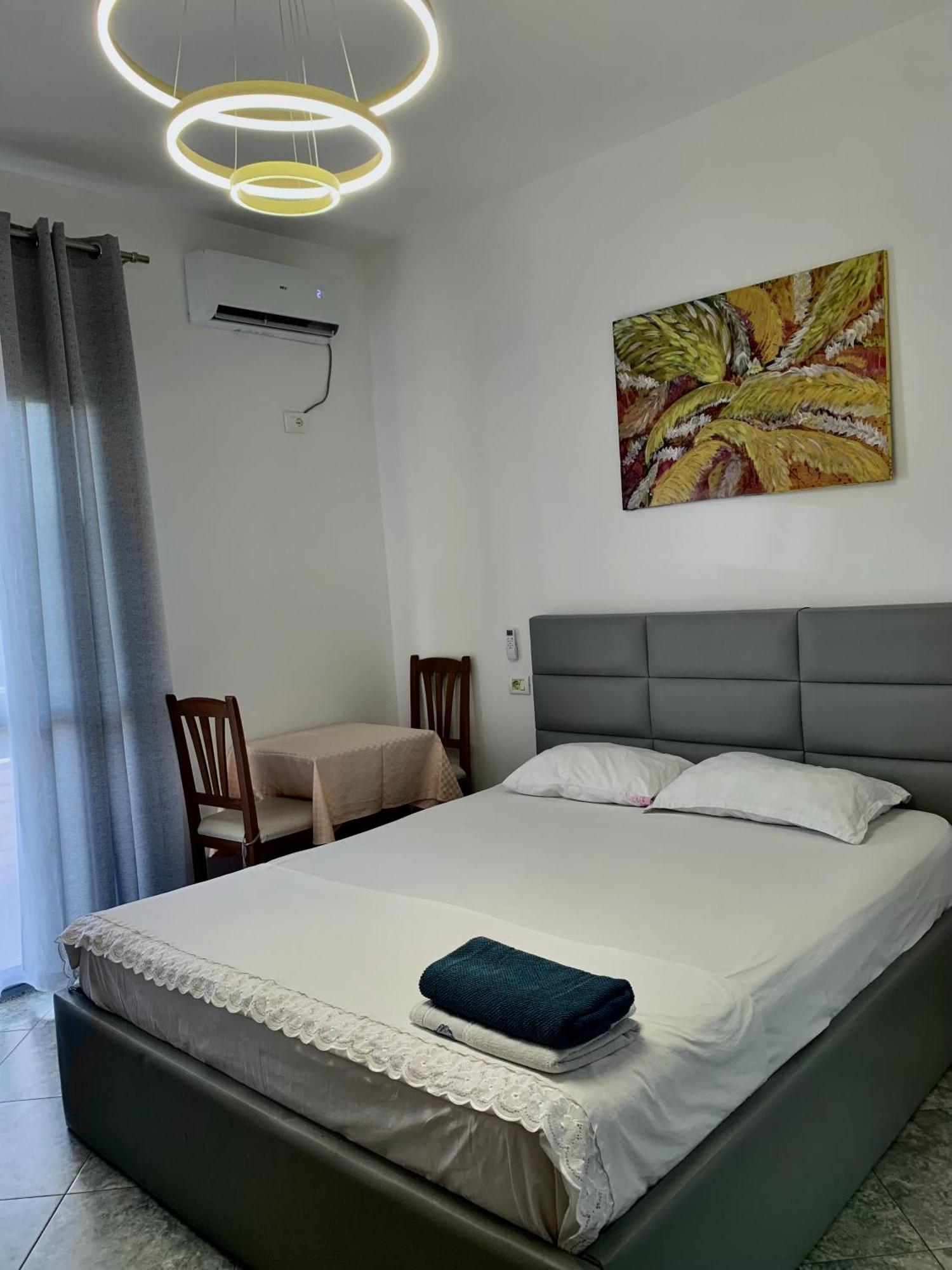 Serenade Beach Durres Bagian luar foto