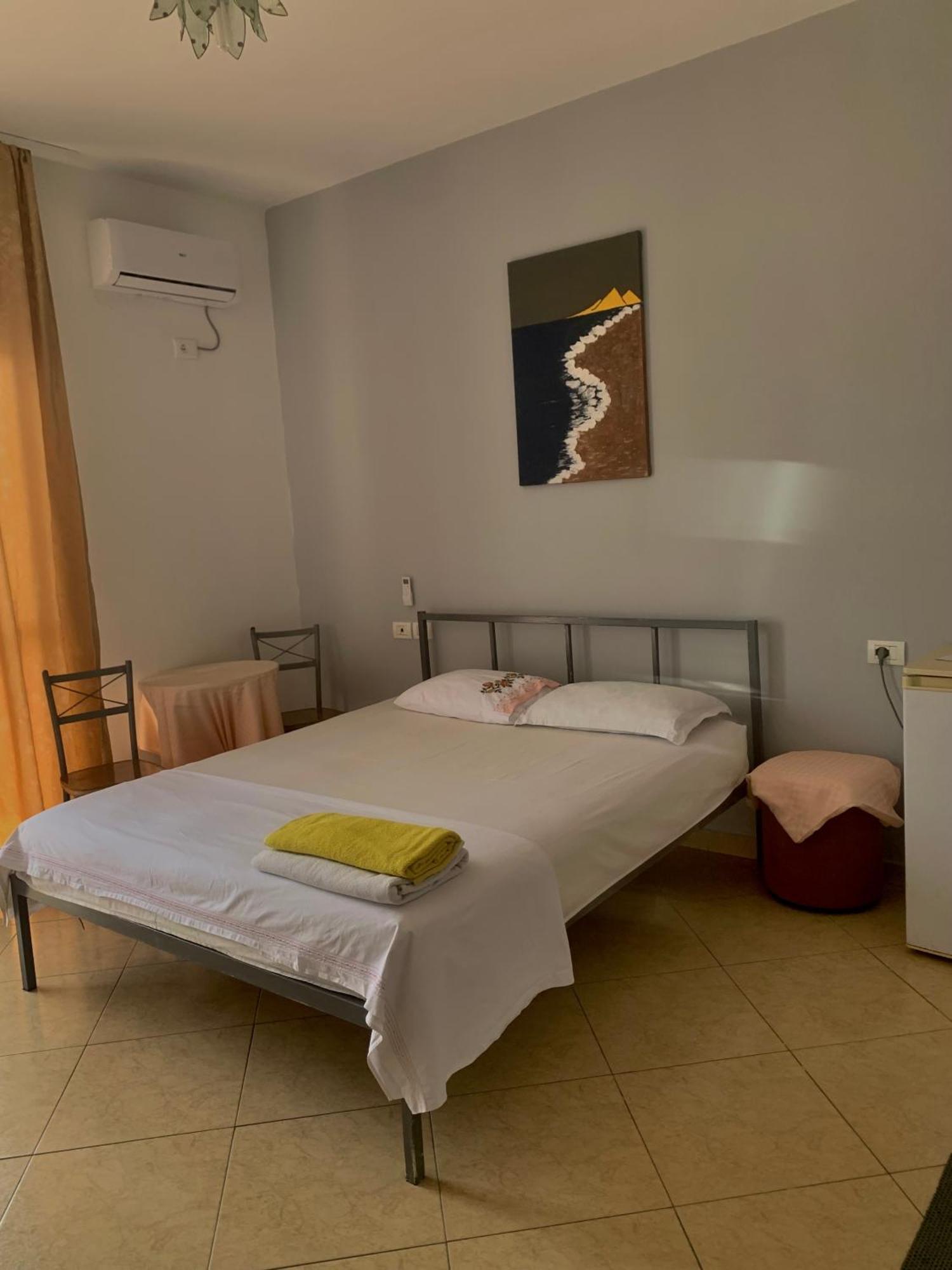 Serenade Beach Durres Bagian luar foto