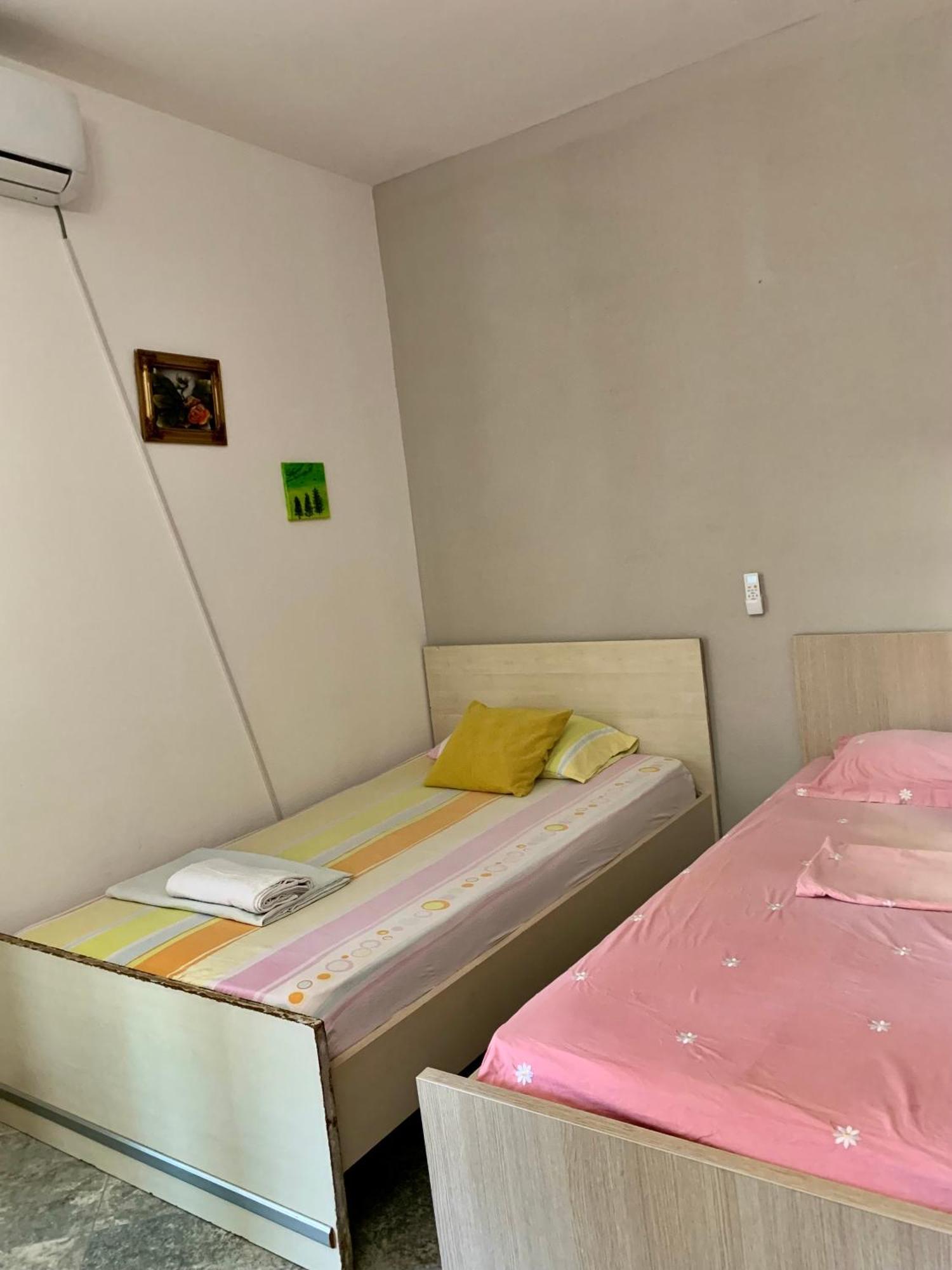 Serenade Beach Durres Ruang foto