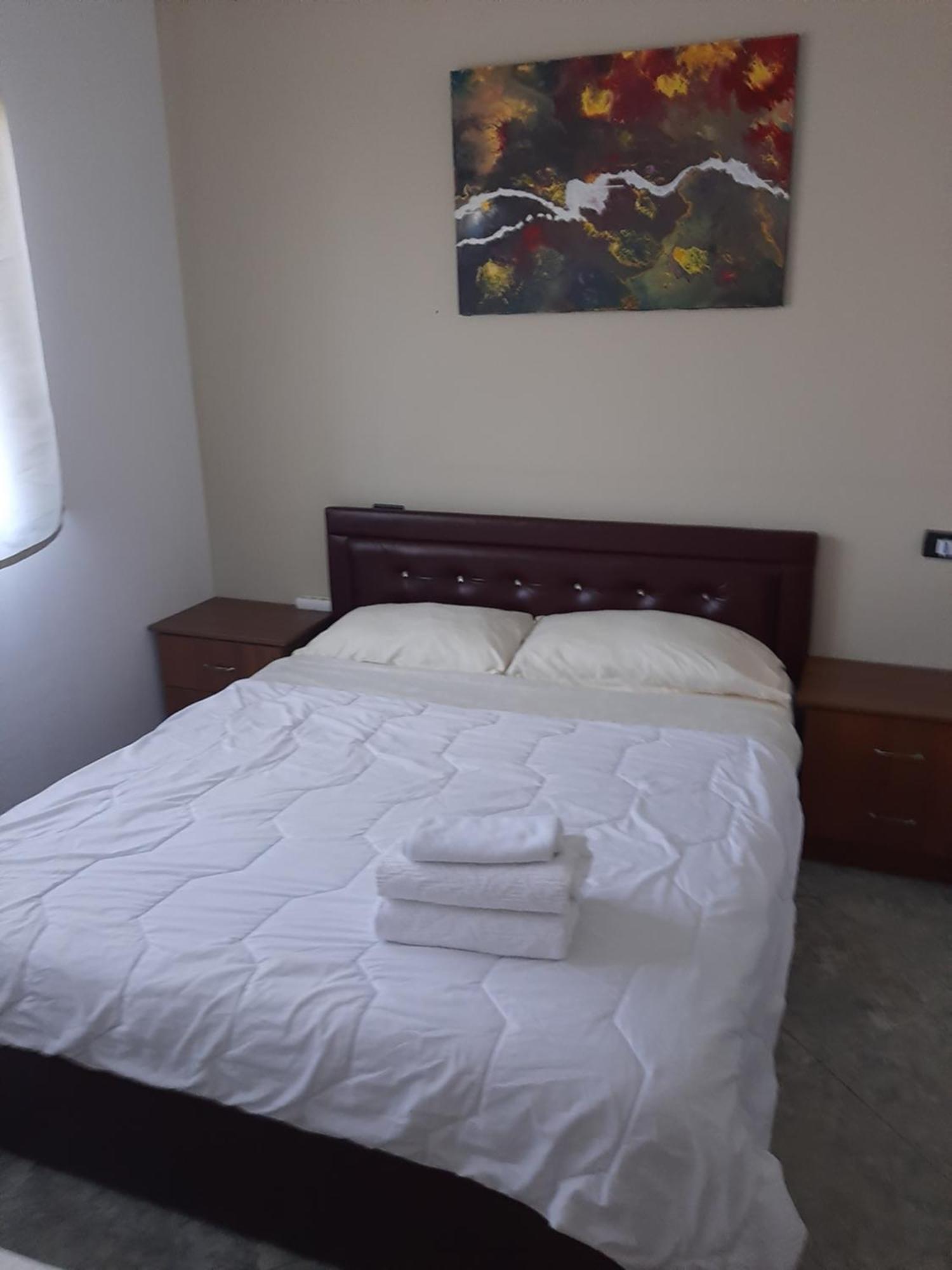 Serenade Beach Durres Bagian luar foto